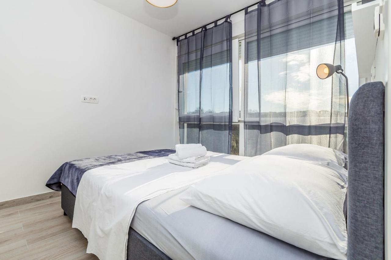 Apartments Solis Lacus Penthouse Njivice Εξωτερικό φωτογραφία