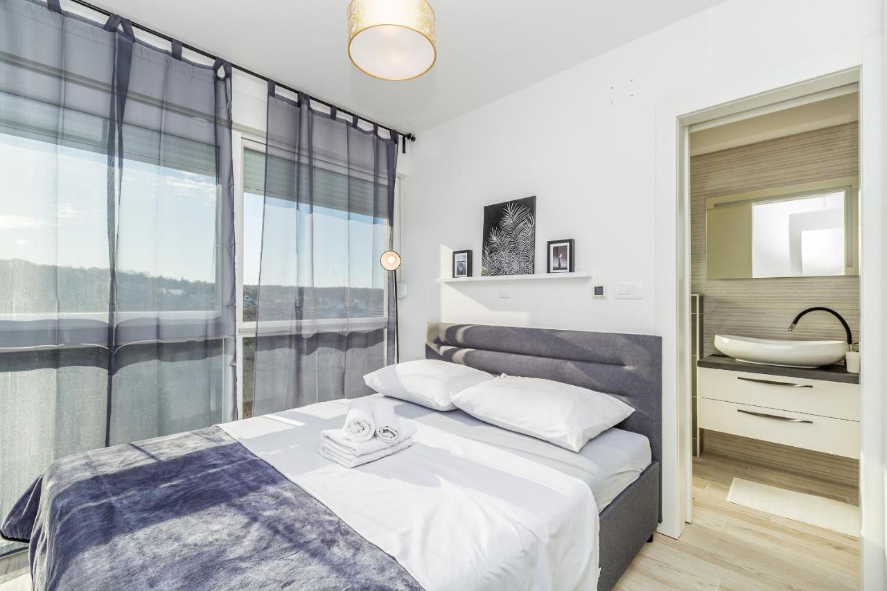 Apartments Solis Lacus Penthouse Njivice Εξωτερικό φωτογραφία