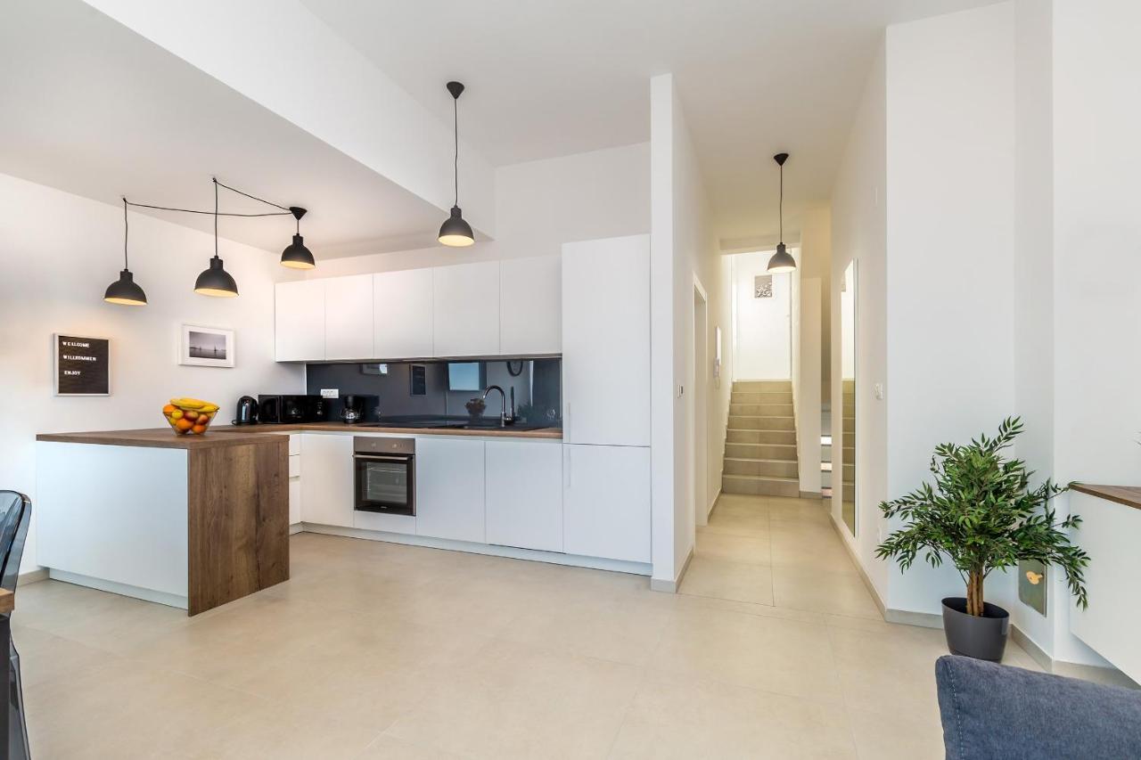 Apartments Solis Lacus Penthouse Njivice Εξωτερικό φωτογραφία
